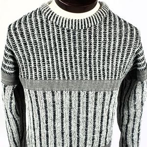 Michael Gerald Mens Medium Sweater